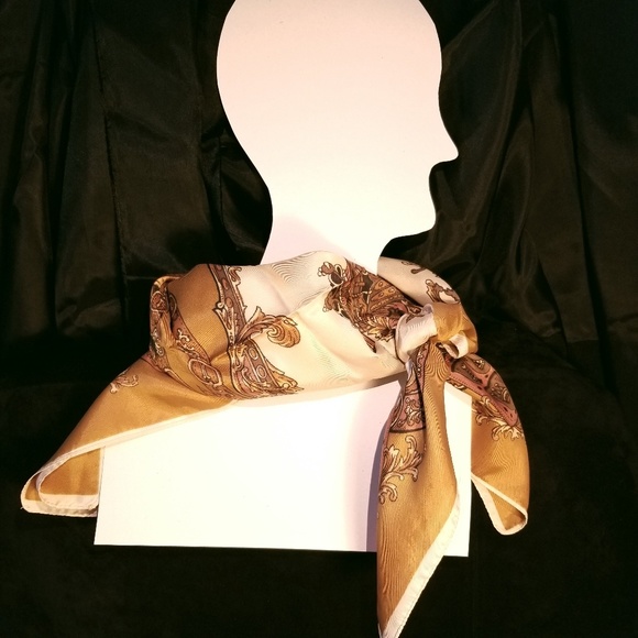 Accessories - Vintage Italian Scarf - Classic Design